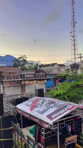 Bismillah Redy Selorejo Ngantang 🥶🥶  #anaudioblitar  #helioslighting  #karnaval2025 #karnavalngantang #fypシ゚viral🖤tiktok☆♡🦋myvideo @Novia probo   @Ananta Paidi   @Inggrit sakina   @Anang Saputra   @HOREG BLITAR SELATAN   @Percill gank🤘   @luckyy.   @bulupulu🦕   @Zikin Muhammad   @padill💡_   