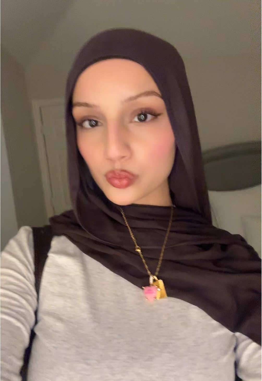 open a window #hijabi #fyp #velascarves #ootdinspo 