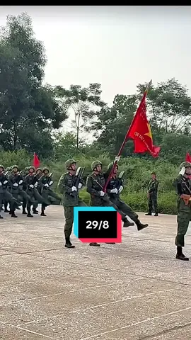 Khối TCĐT và đồng chí @Lê Hoàng Hiệp  sáng ngày 29/8 tại Sân Bay Hoà lạc. #lehoanghiep #A80 #tacchiendientu #diễntậpduyệtbinha80 