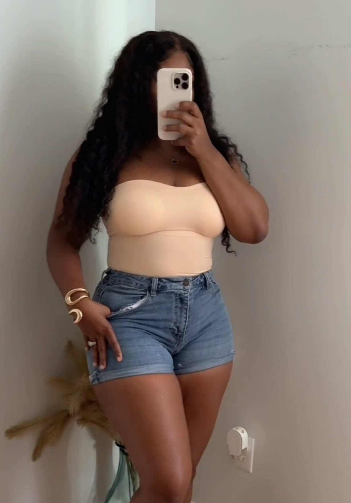 Girl, let me introduce you to one of the best bodysuits out there! #bodysuit #shapewear #tiktokshoplabordaysale #ootdinspo #shapeweartiktok 