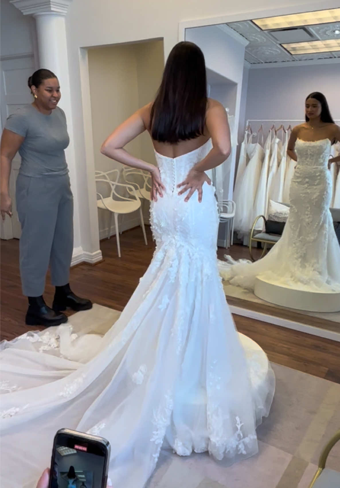 Parte 1 Vestidos que me probé y no elegí 👀👰🏻‍♀️✨#weddingdress #vestidodenovia #paratii #fyp #2025bride quieren ver más? 