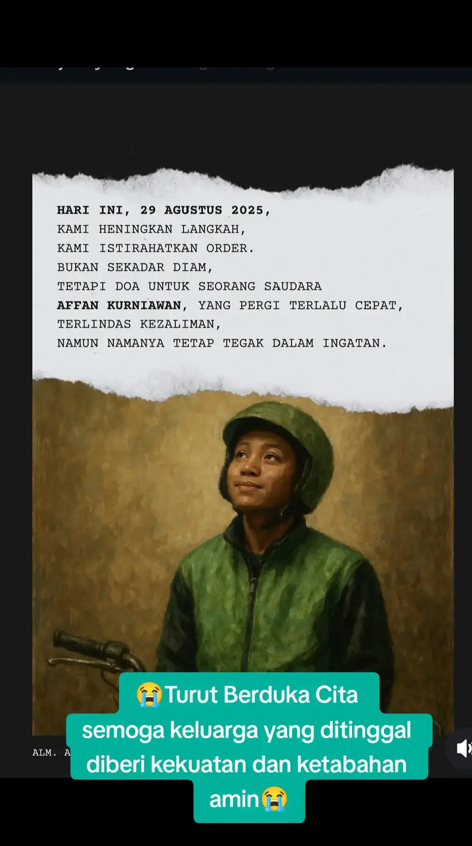 Taufiq Syarifudin - detikNews Jumat, 29 Agu 2025 05:40 WIB Foto: Jenazah Affan Kurniawan tiba di rumah duka (Taufiq/detikcom) Jakarta - Keluarga besar Affan Kurniawan, pengemudi ojol korban meninggal dunia usai terlindas kendaraan taktis (rantis) Brimob di Jakarta Pusat berduka. Affan dikenal sebagai sosok yang rajin, baik, dan menjadi tulang punggung bagi keluarganya. Perwakilan keluarga sekaligus sepupu dari nenek almarhum, Fachrudin, menceritakan kabar duka itu datang tiba-tiba. Dia mendapat kabar itu tak lama setelah menunaikan ibadah salat Magrib. 