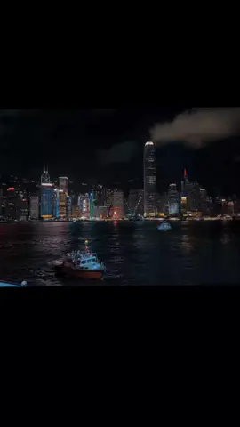 #花可以自己买,海可以自己看,求财者风生水起,求爱者郁郁寡欢 