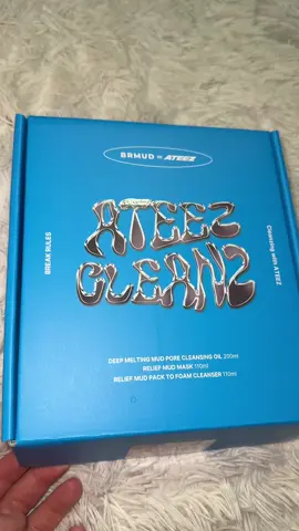 I’m so excited!! Day 1 of using this! I’ll check with yall in a week! 🙌🏻🙌🏻 #brmudglow #ateezbrmud 