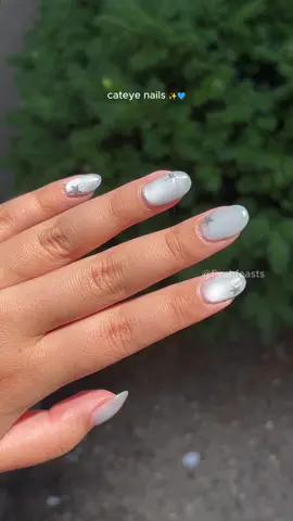 the lil hair piece is irking me but the nails are so pretty #gelnails #magneticnails #cateyenails #nailinspo #ugc 