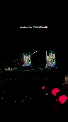 LISAAAA😭🤩😱 #lisa  #lalisa #lisablackpink  #blackpink #DeadlineTour @LISA 