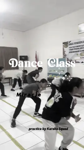 Practice 💃 #karakasquad #smpkalamkudus #xcyzba #viral #CapCut #anaktimika #timikadance 