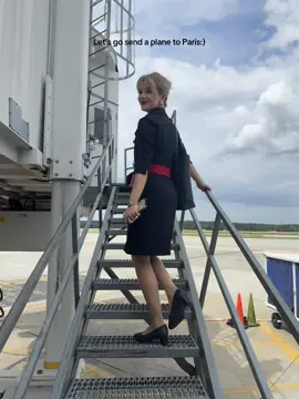 Best job ever !!!!! #airport #flightattendant 