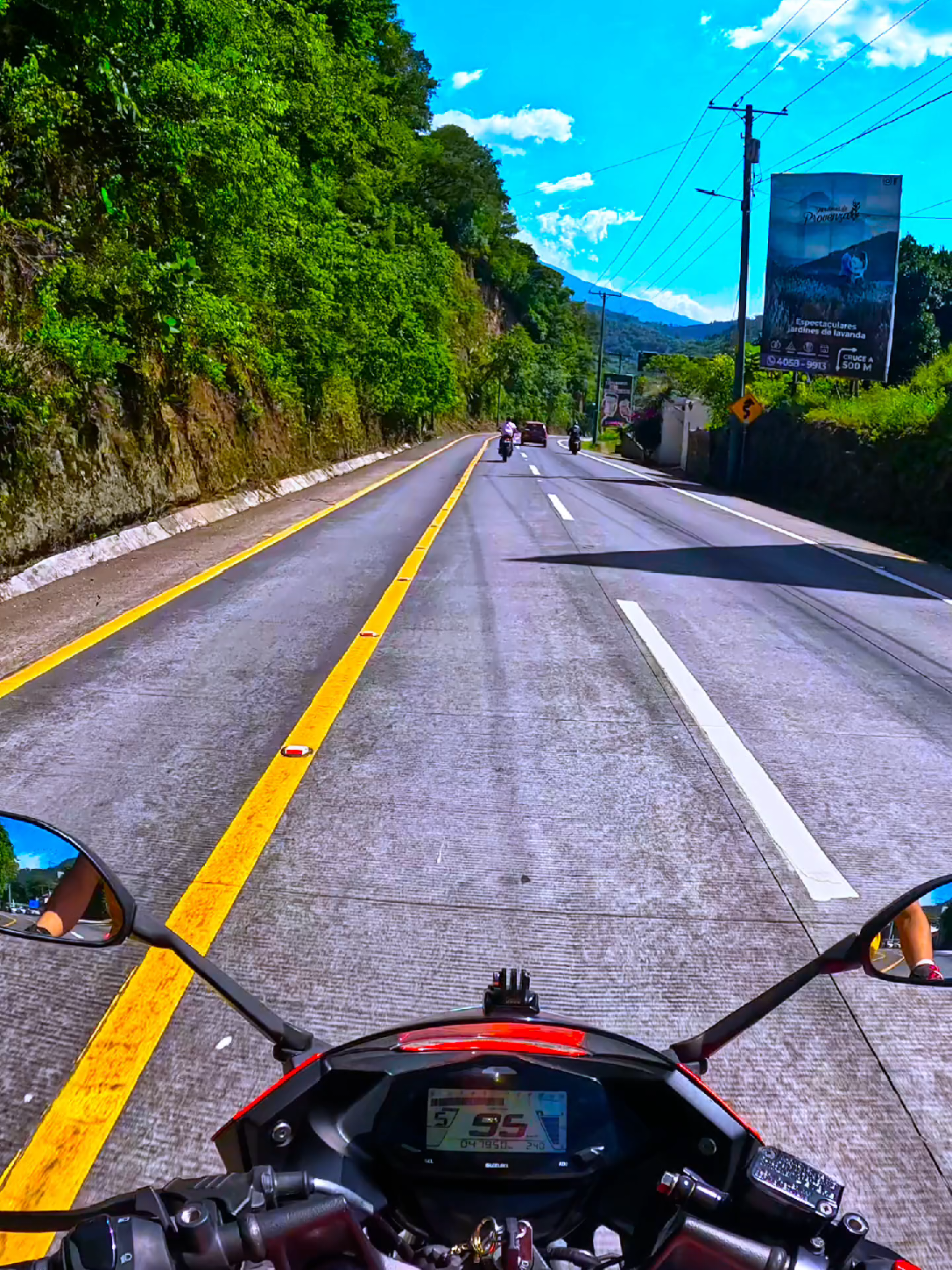 #coroy #goprohero13 #suzuki #bikerlife #libertad 