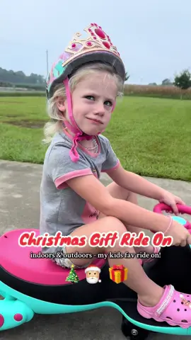 Perfect Christmas gift for kids, toddlers, and more! Even I, the mother, can ride and have fun on this! They love this electric ride on wiggle car so so much! #christmas #gift #kids #kidsgifts #jackofthesouth  