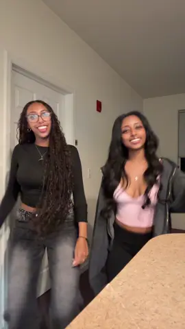 👯‍♀️💃