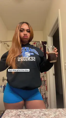 What yall doin tonight chat #sophiphiphiaxd #fyp #foryou #fypシ #viral #GymTok 