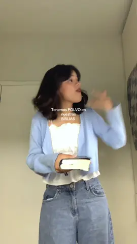 Todos llevamos una lucha, de ahí la importancia de tomar nuestra arma más poderosa y luchar con ella. Esta canción nos dio una buena cachetada Jsjsj 🥲 #hagamosviralajesus #biblia #joveneCristianos #chicaadventista #fypシ 