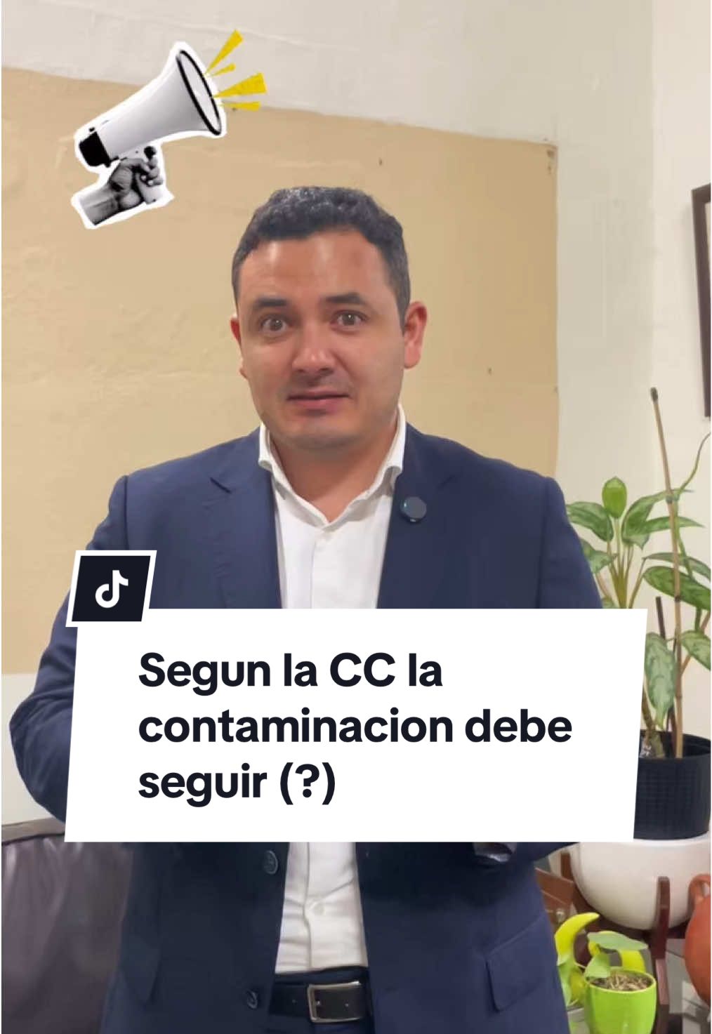 La CC se pone de alfombra de los Unionistas y VAMOS.