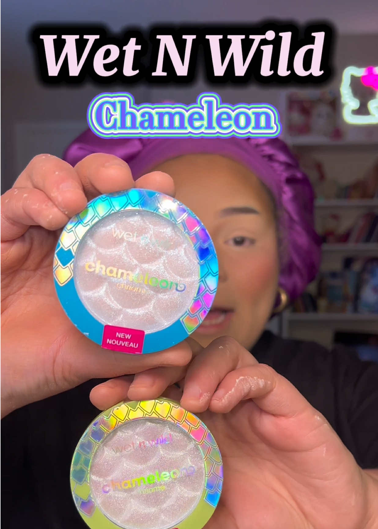Trying and reviewing @wetnwildbeauty Chameleon Highlighters! And the glow???? It didn’t come to play!! 💚💙 #wetnwildmakeup #wetnwild #makeup #makeupreview #highlighter 