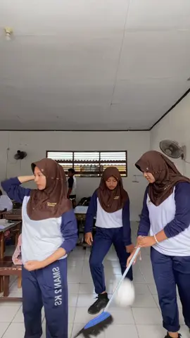 gimmick bgt ya Allah #smandaks #imut 