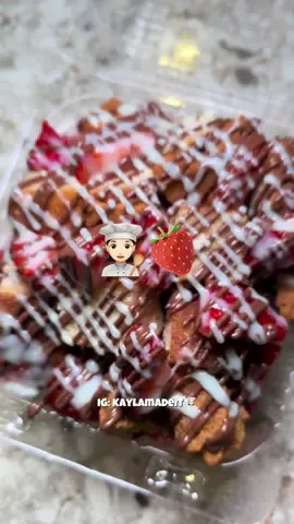 IG: KaylaMadeIt 👩🏻‍🍳📍 253 WA #churrocheesecake #churrocheesecakebites #baking #desserts #SmallBusiness 