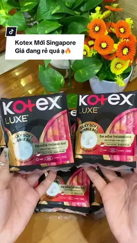 Kotex Luxe Mẩu Mới 🔥 nhập khẩu Singapore mà giá ngang với mẩu củ ,tặng kèm quà nữa 🎁 thích quá 😍 (Hết quà là ngưng tặng nhé ạ) #kotex #kotexluxe #bangvesinh #bangvesinhthamhuttot #nguyentomai  @NGUYỄN TỐ MAI  @NGUYỄN TỐ MAI 