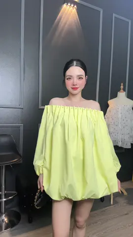 Về thêm cái màu xanh cốm này cũng xinh ha. 