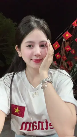 lụy 27/8 quá nên e muốn đi 2/9 nữaaa
