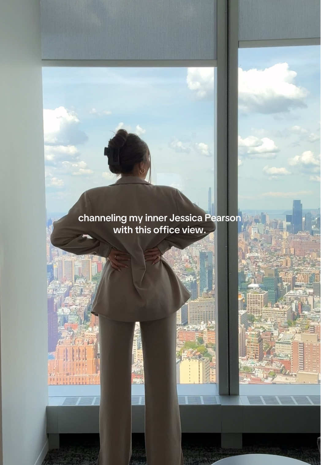 Dream office view 🏙️💼👠 #nyc #newyorkcity #office #officeview #empirestatebuilding 