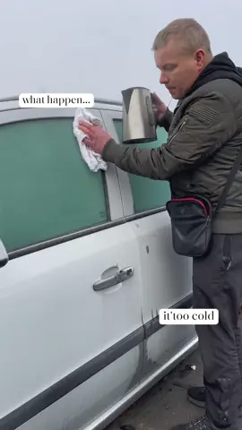 the best part of the ice 🧊🥶 #SatisfyingSnow #SnowCrunch #OddlySatisfying #SnowASMR #SoSatisfying     