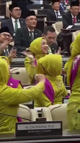 THE ODDS ARE NEVER IN OUR FAVOR. CAPITALISM DOWN.  RIP INDONESIA'S DEMOCRACY #capitalismdown #bubarkandpr #ripindonesiademocracy #indonesiagawatdarurat #ripdemokrasi 