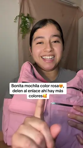 Bonita mochila color rosa😍delen al enlace ahí hay más colores🥰#mochi #rosa #mochila #tiktokshop #🥰 
