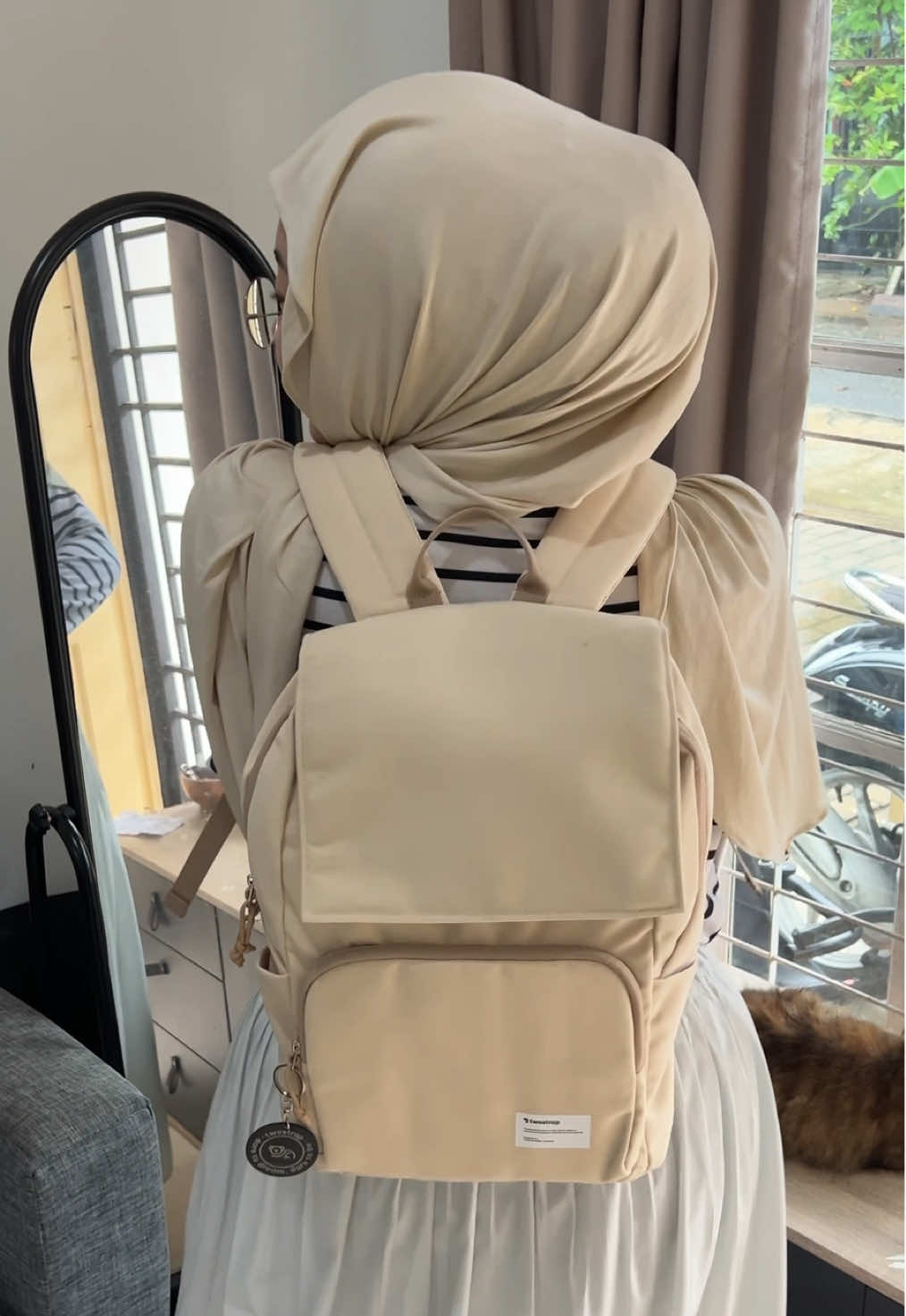 my go-to backpack for wfc‼️ muat laptop up to 14 inchi yaaah 😍💛  —Sleevly Backpack from @Twostrap #twostrap #twostrapbag #twostrapbags #tastwostrap #tasbackpack #backpack #tasransel #tasranselmurah #tasranselwanita #ransel #ranselmurah #ransellaptop 