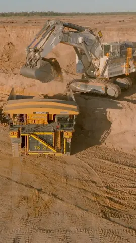 still together again with the liebherr r9800 mining excavator#fypシ゚ #fypviralシ #fyppppppppppppppppppppppp #liebherrr9800 #fypforyoupage 