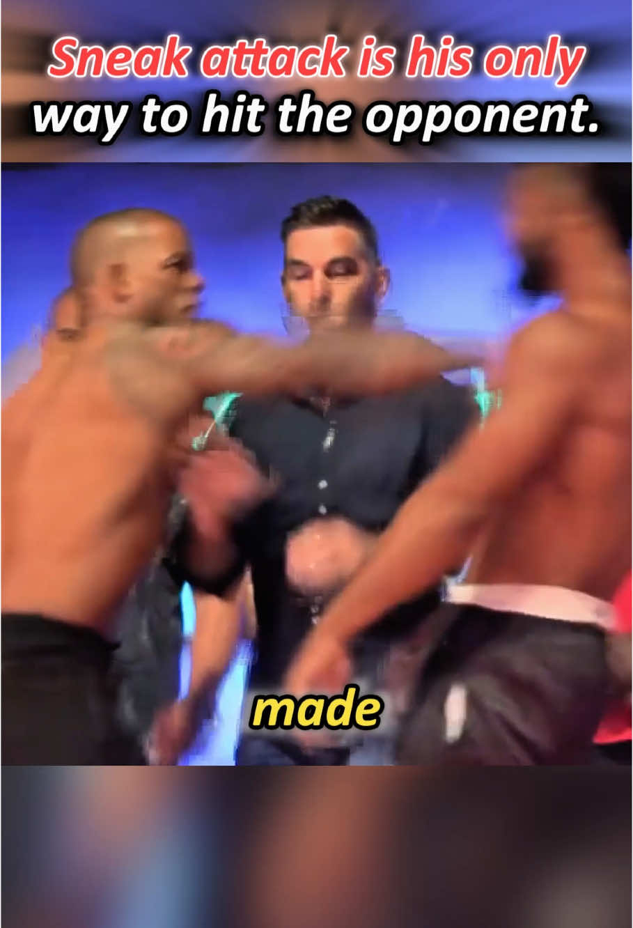 The referee intentionally and blatantly deducted points, which angered the coach#boxing 