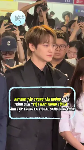 Ảnh vỗ tay liên tục #kimbum #TikTokGiaiTri #ducduc_178 #langleshowbiz 