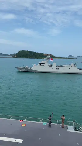 👋🏻เดิอนทางโดยสวัสดิภาพ สวัสดีโชคดีครับ #เรือรบอินโดนีเซียเยือนไทย🇹🇭👋🏻🇮🇩