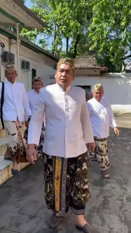 Ayoo Muludan di Keraton Kanoman Cirebon yg kaya akan adat budaya nunsantara 🙏👍🇲🇨#PangeranPatihMochammadAmaludin#PatihKeratonKanomanCirebon