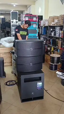 paket istimewa!!!!!! 13jt dari WISDOM siap buat karaoke, ruang meeting, dll sudah tinggal colok langsung bunyi, dapatkan harga spesial di TOKO HANA AUDIO ELEKTRONIK TULUNGAGUNG #hanaaudiotulungagung #wisdom #paketkaraoke #spiker #miniatur 