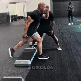 KEVIN LEVRONE IN SHAPE #gymedit #GymTok #kevinlevrone #bodybuilder 