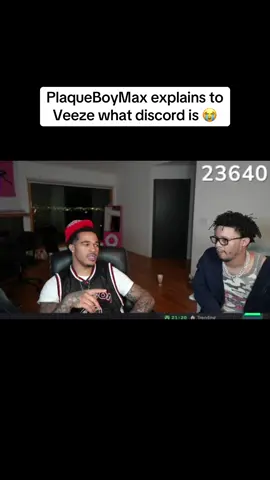 PlaqueBoyMax explains to Veeze what discord is 😭 #fyp #plaqueboymax #veeze 
