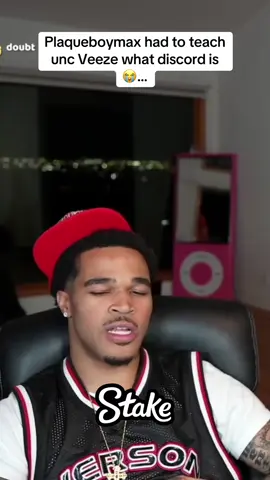 Plaqueboymax had to teach unc Veeze what discord is 😭… #plaqueboymax #veeze #discord 