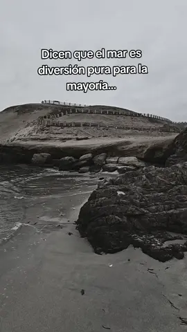 El mar, felicidad para muchos, tristeza para algunos... #mar #elmaresfelicidad #elmarestristeza #renzosanchezbarturen #recontrawau 