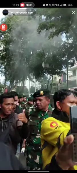 TNI Bersama Rakyat 💚  #foryoupage #tniindonesia🇮🇩 #demo2025💐 #demo #Dpr 