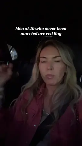 Men over 40 who never been married are a red flag 🚩 #dating #ladating #datinginla 