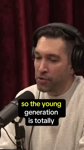 Joe Rogan on the fate of cable news. #fyp #news #trending #joerogan #foryou 