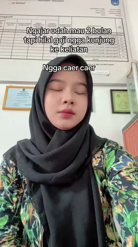 Kerja sambil beramal 🥲😂