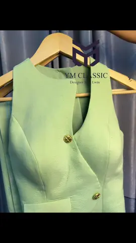 #designer Moh Lwin#YM classic fashion#meiktila #ကချင်ထည်ချုပ်ပုံလေးများ #classicdress 