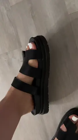 #sanadals #women #womensandals 