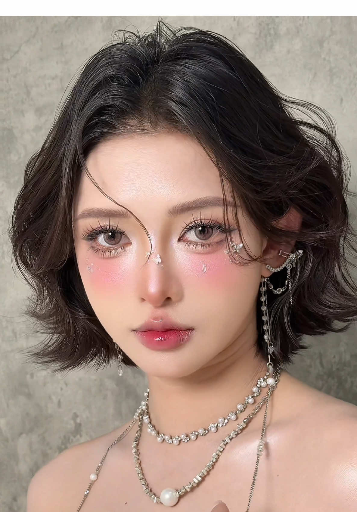Khí chất mà tóc ngắn đem lại là như nào 🤭 #hoangquynhhairstylist #daytocnangcao #goclamdep #hairstyles #xuhuong 