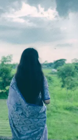 অপেক্ষা পূরণে নেই, অপেক্ষার প্রহর গুনতে নেই, কারণ এগুলো পূরণ হয়না শুধু থাকে অজস্র লুকানো স্মৃতি আর লুকানো ব্যথা, তাই আজ যা আছে সেটা নিয়ে হ্যাপি থাকি যা চলে গেছে তা আমার কখনোই ছিল না, চলে যাওয়া কিছু নিয়ে অপেক্ষা করতে নেই অপেক্ষা জন্মাতে জন্মাতে এক সময় হাসতে ভুলে যেতে হয় তাই যা আমার নয় তা মেনে নিয়ে চলি দেখি না কষ্টদূর অতি চল এই নিঃশব্দ ব্যথা।❤️‍🩹 #logno #foryou #foryoupage #viraltiktok #view 