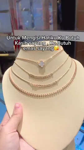 Musiik💃🏻💃🏻 #konten #tokoemas #necklace #fypage 