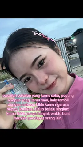 mind your own business, mereka juga sibuk dengan urusan dan masalah mereka masing-masing. kamu gak hidup untuk orang lain, kamu hidup untuk diri kamu sendiri and no one can interrupt your life💋🌸🤍🦋#fyp 