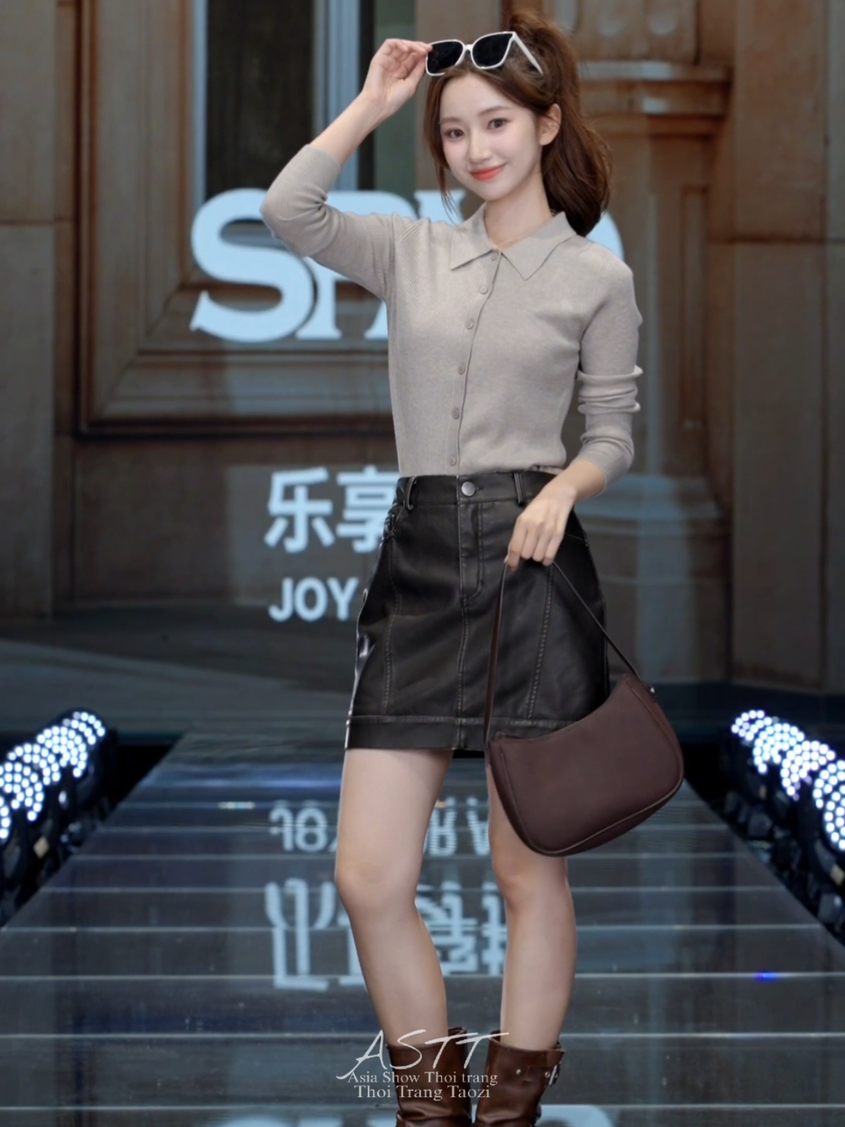 Thời Trang Taozi #asiashow #AsiashowThoitrang #thoitrangtaozi #váyxinh #váyxinhchonữ 